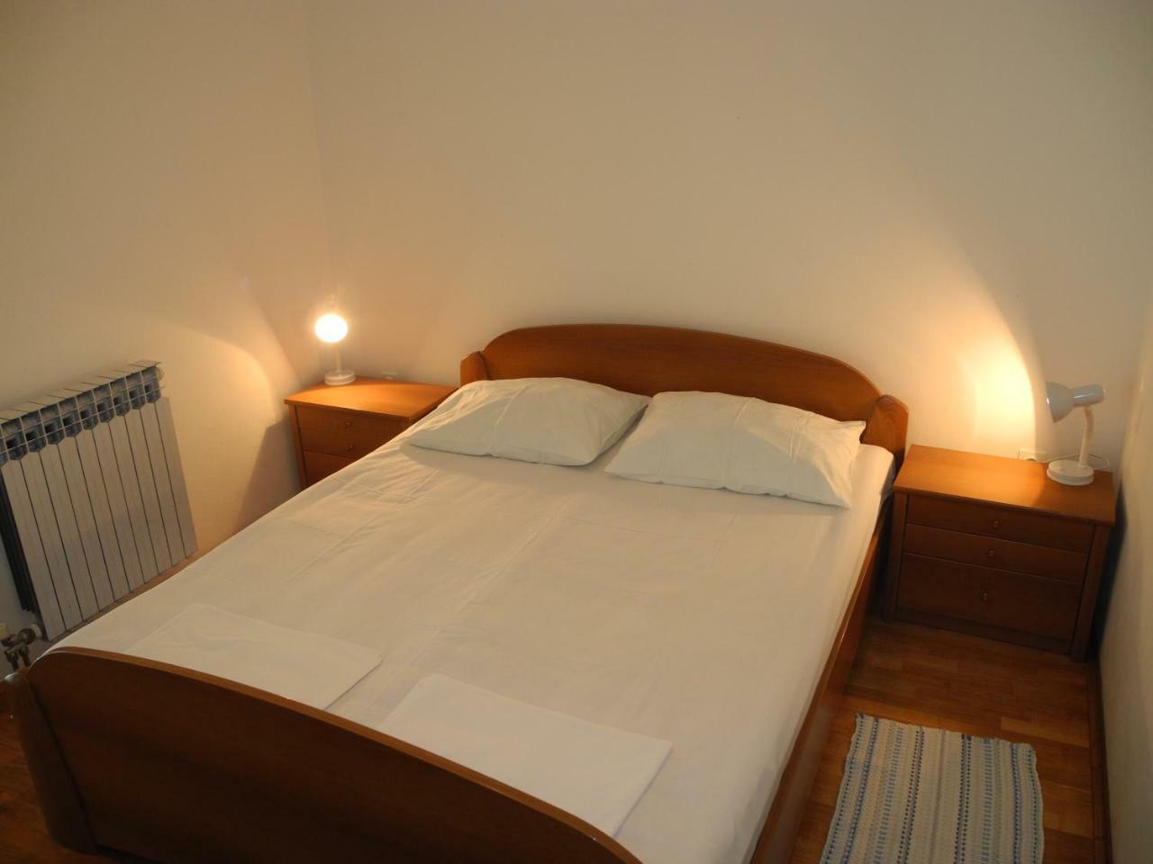 Apartments Boti ドラマリ エクステリア 写真