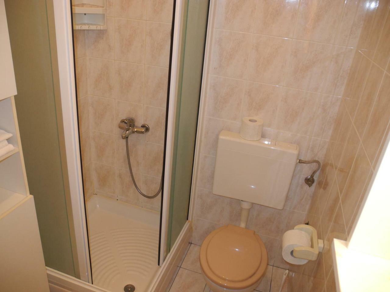 Apartments Boti ドラマリ エクステリア 写真